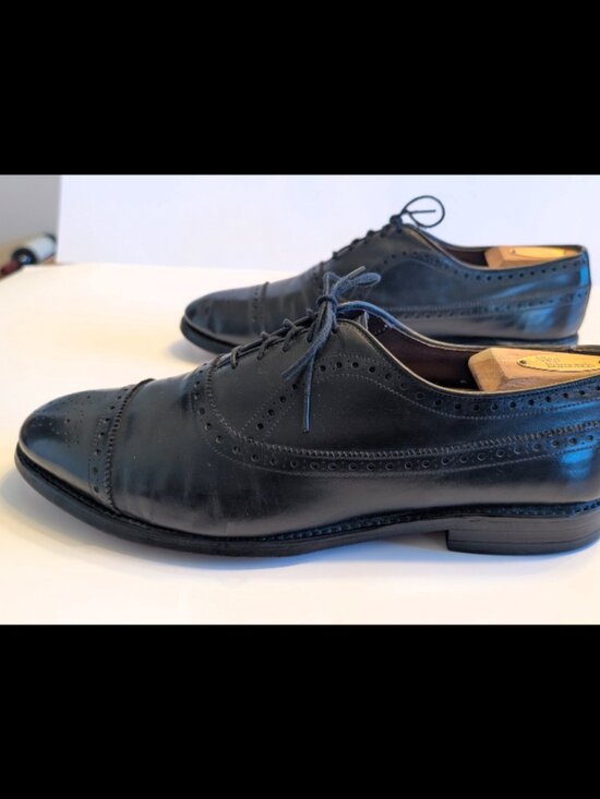 Allen Edmonds Fairfield Wingtip Black 10D + AE Cedar Shoe Trees main image 5